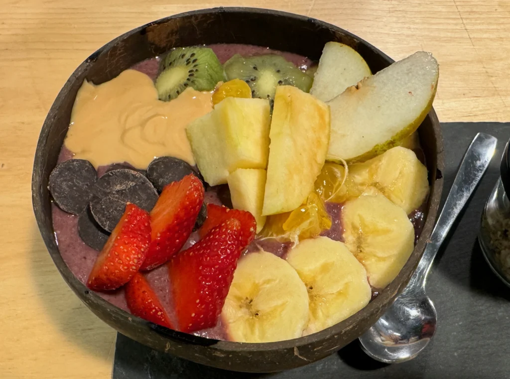 Smoothie bowl at Brunch Milk Away in Sevilla Spain