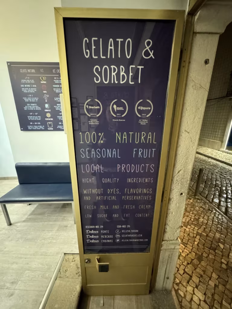 Gelato information at Delizia da Ponte in Tavira, Portugal