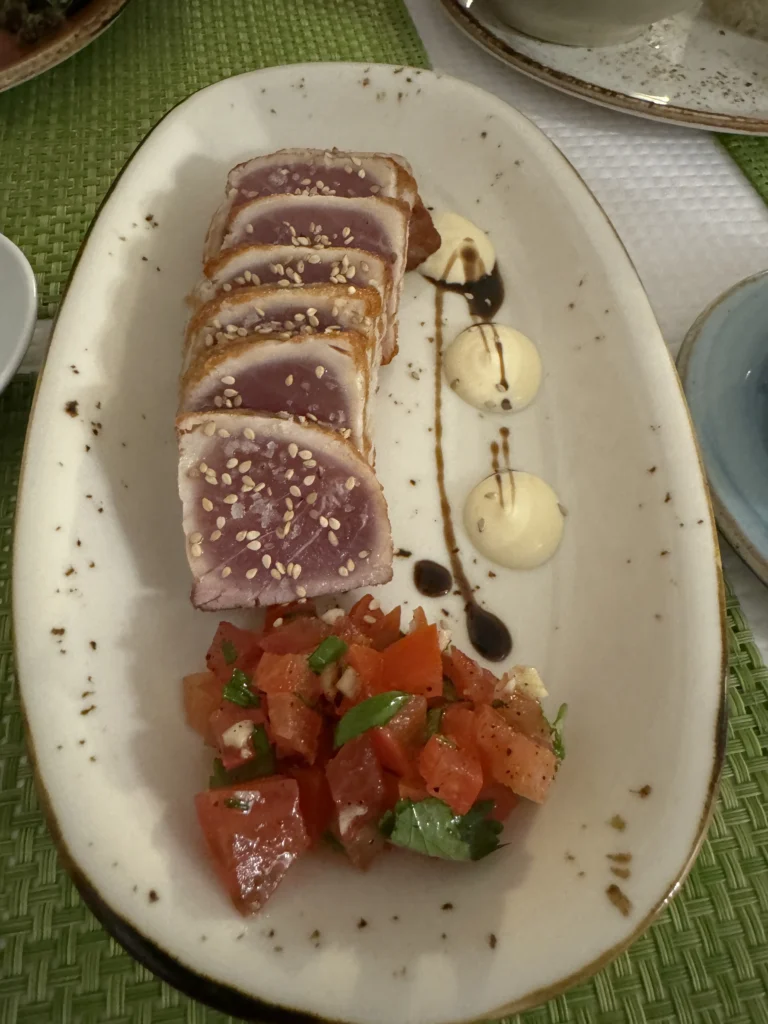 Tuna steak at Pausa in Tavira, Portugal