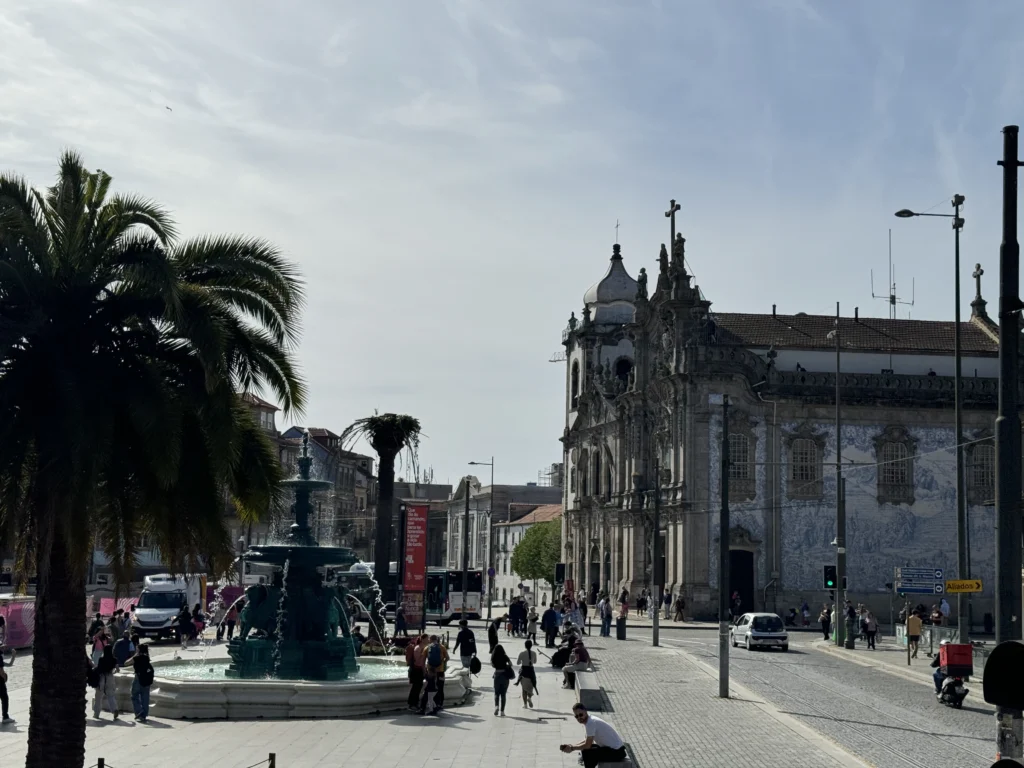 Igreja do Carmo in Baixa neighbourhood of Porto, Portugal