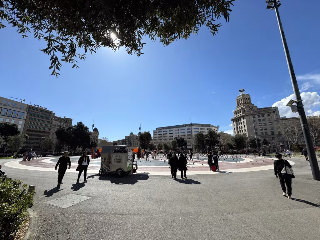 Placa de Catalunya in Barcelona, Spain