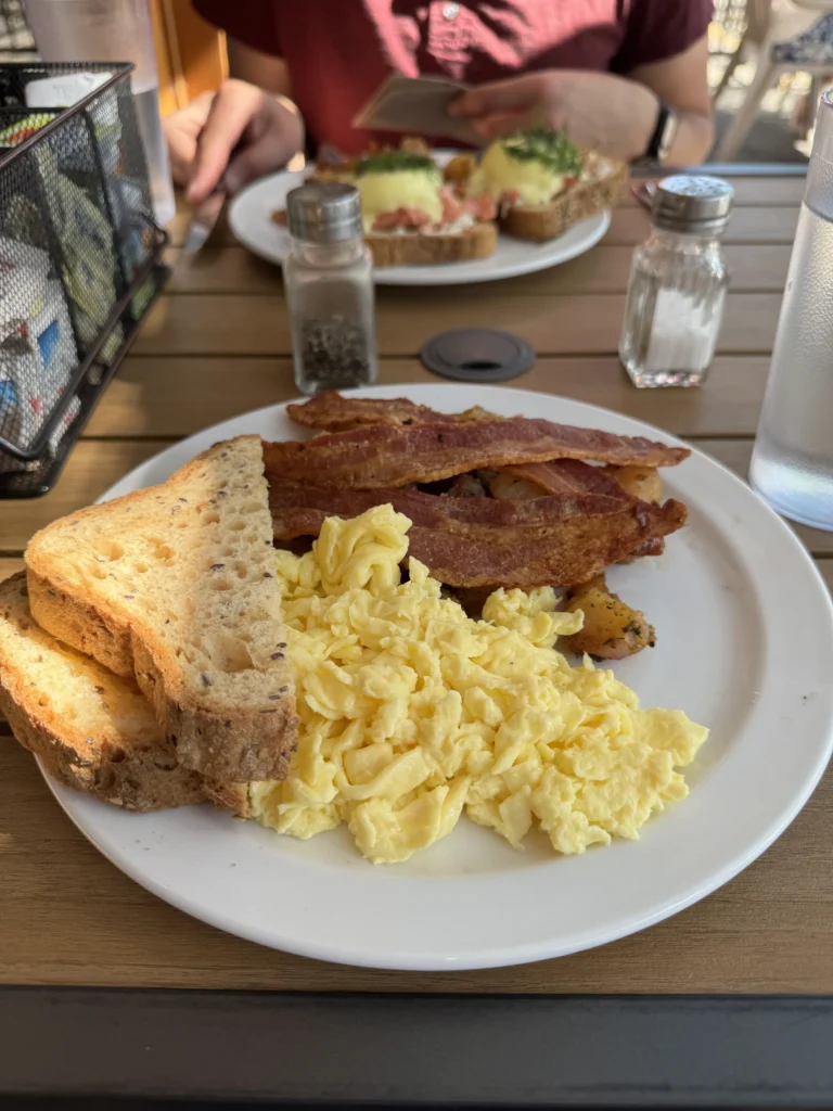 Gluten free brunch at Hello Toast in Kamloops, BC
